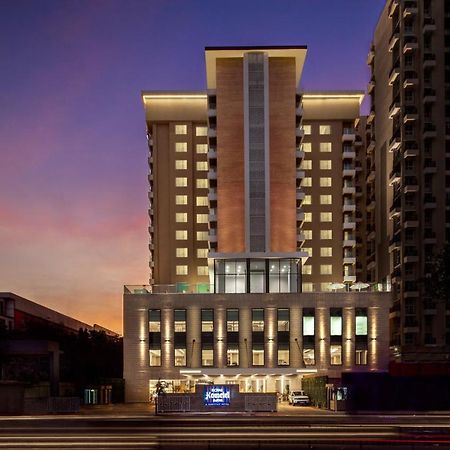 Royal Hometel Suites Mumbai Exterior photo